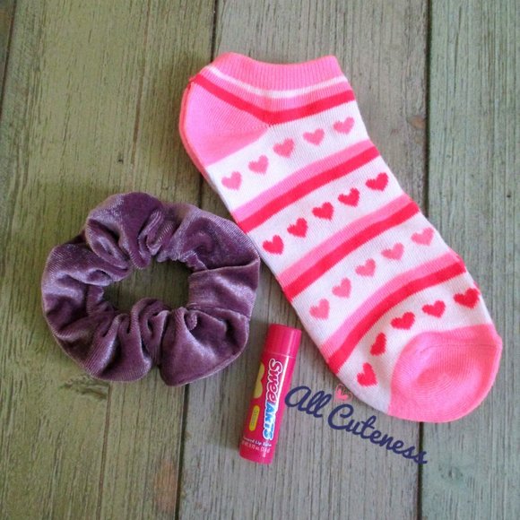 (NWOT) Lip Balm, Scrunchie, and Socks Bundle - Picture 1 of 2